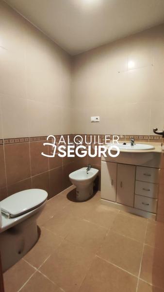 Foto afe6e95f-c281-4638-b3ab-276300008b5a. Rent flat with parking in Benaguasil