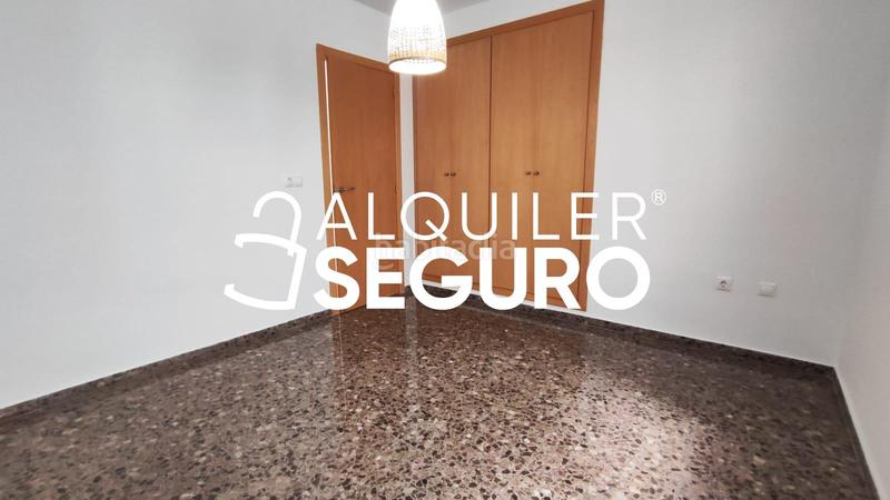 Foto f2bfe3cf-0033-4a29-bb3b-5f7de5fcf1fc. Rent flat with parking in Benaguasil