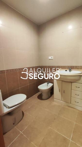 Foto f7e63376-c1ec-4091-97cc-4ef8b9d9305e. Rent flat with parking in Benaguasil