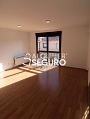 Location Appartement  Maestro amores. Piso c maestro amores yunquera de henares