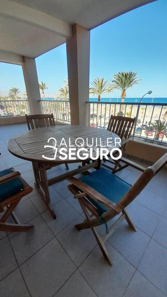 Foto af45b816-a34e-4d11-98ca-4820725bc91d. Alquiler piso  av. niza en Playa de San Juan Alicante
