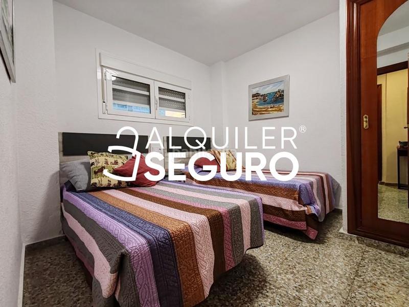 Foto 2080274b-2e5d-4cef-9e73-2654dfc9ff40. Rent flat with parking pool in Playa de San Juan Alicante