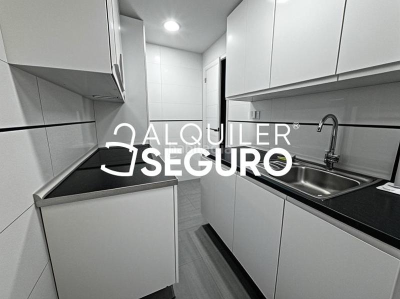 Foto 6b40e6f7-ee72-4ab1-998b-11f2af215313. Affitto appartamento in Vista Alegre Madrid