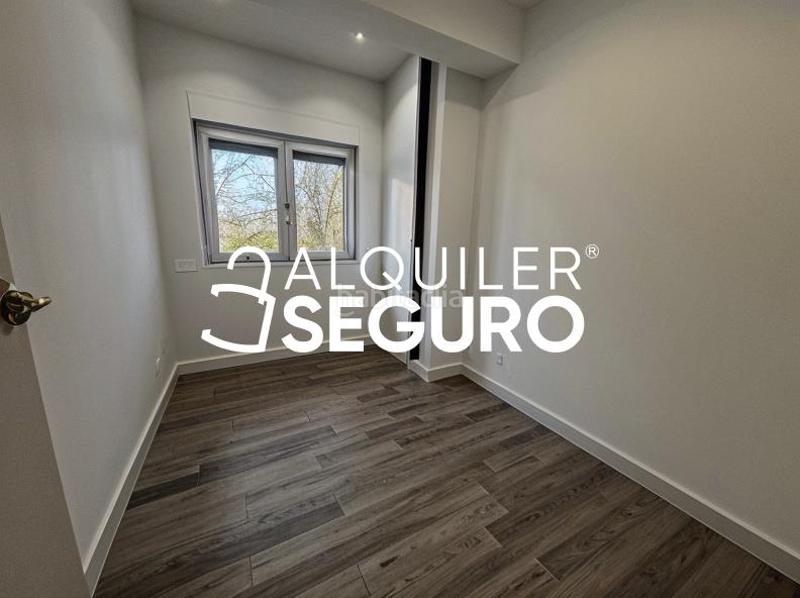 Foto a72eca9a-5f28-43b1-bf0b-509daeefdfcd. Alquiler piso  cmo. ingenieros en Vista Alegre Madrid