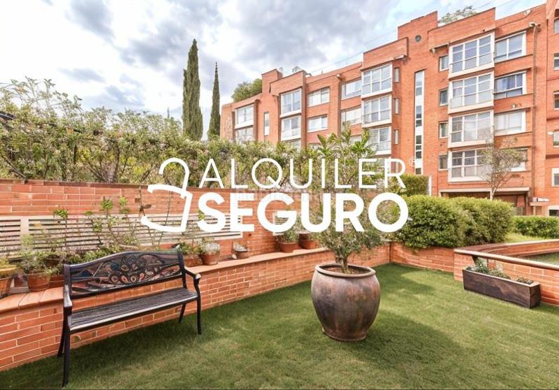 Foto 7b9124d8-f019-4777-8206-fdd909ab21c8. Alquiler piso  av. de machupichu en Conde Orgaz - Piovera Madrid