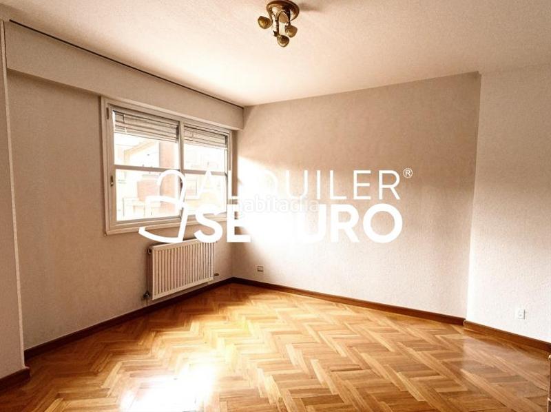 Foto b333b28e-6070-4a95-88dc-f463ec2b9099. Lloguer pis amb calefacció aparcament piscina a Conde Orgaz - Piovera Madrid