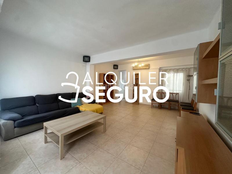 Foto da498762-f2f9-44d6-821d-f5b01c1a22c5. Affitto appartamento in Torrefiel Valencia