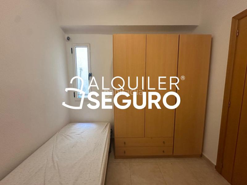 Foto db060c24-6caf-4dea-a673-fd8fc327c7b8. Location appartement dans Torrefiel Valencia