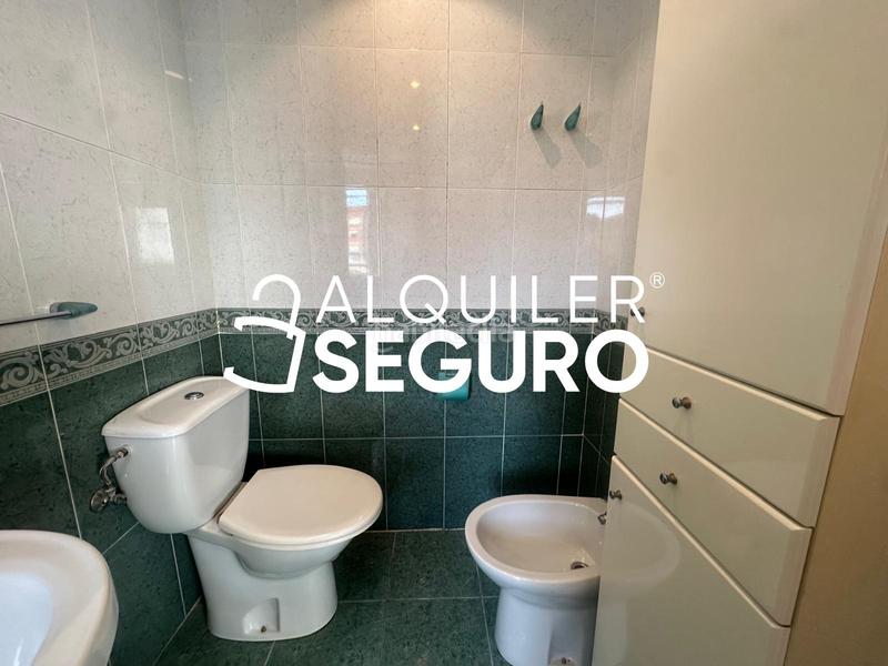 Foto d4a37b74-1f3a-427f-8114-af23981d5eed. Miete etagenwohnung in Torrefiel Valencia