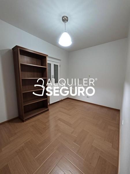 Foto 9ea03522-cc5b-460e-8137-580ec1af84f3. Location appartement avec chauffage dans Reyes Católicos Alcalá de Henares