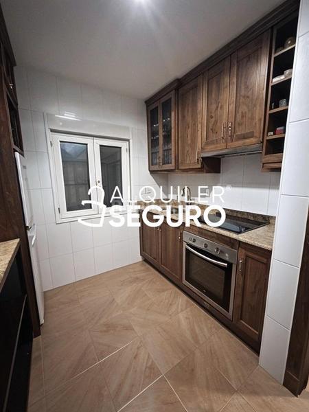 Foto dfb5e3d3-c638-4a7c-a922-dc93a58e2292. Location appartement avec chauffage dans Reyes Católicos Alcalá de Henares