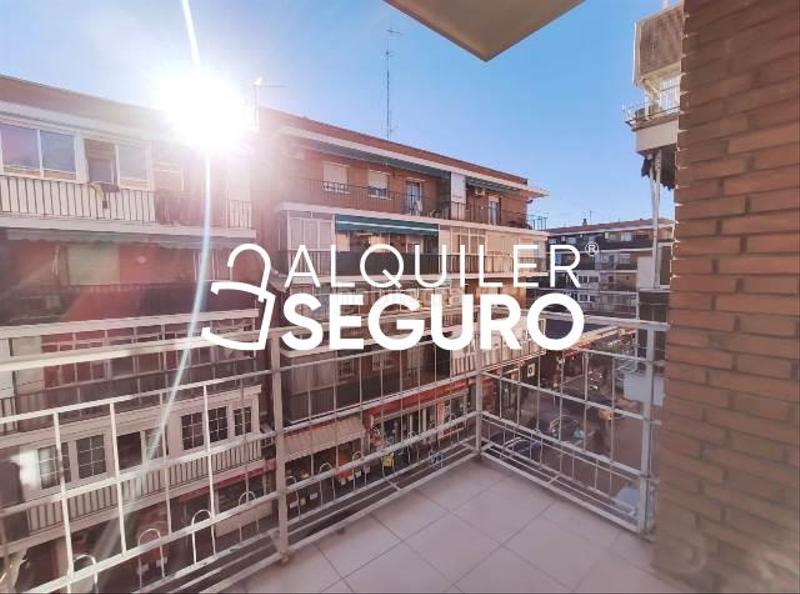 Foto 7fe6a282-cbd1-4c5b-ab0d-17d77e375d16. Affitto appartamento con riscaldamento in Canillejas Madrid