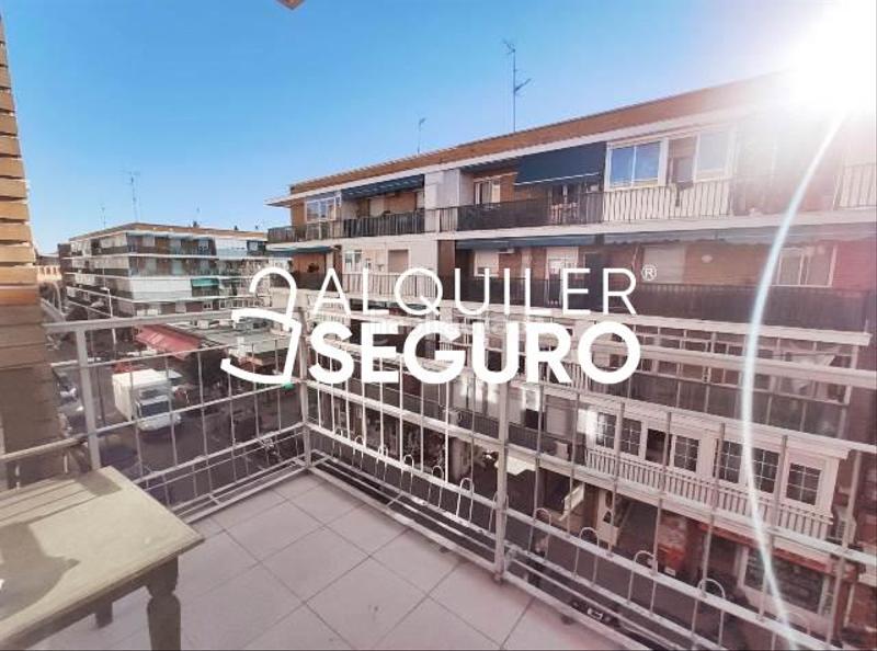 Foto 8117d714-ad8e-421a-8cd5-8b338c9dd6ce. Affitto appartamento con riscaldamento in Canillejas Madrid