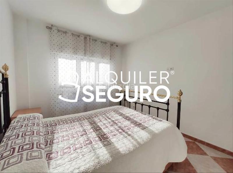 Foto c4f5cc19-6f7f-4a67-bd7f-258bf8f9118c. Alquiler piso  c boltaña en Canillejas Madrid