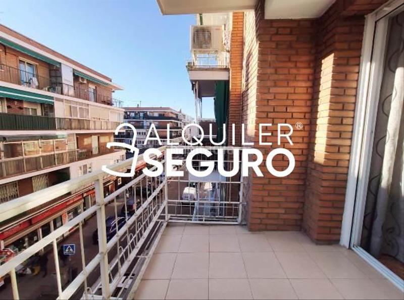 Foto 0765ef7d-7580-438d-b216-b316c5cb497f. Location appartement avec chauffage dans Canillejas Madrid