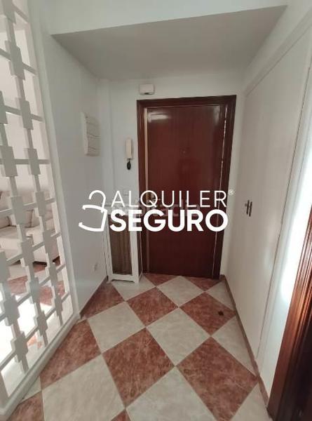 Foto 721e637d-2a40-4d71-81cf-05378ad1e854. Rent flat with heating in Canillejas Madrid