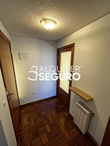 Foto 44995f77-a94f-4940-a834-83ac1e67550c. Rent flat with heating parking in Centro Móstoles