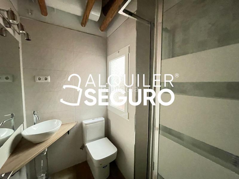 Foto 14592726-7c99-4d35-96a4-cd05eb62f846. Location appartement avec chauffage dans Almendrales Madrid