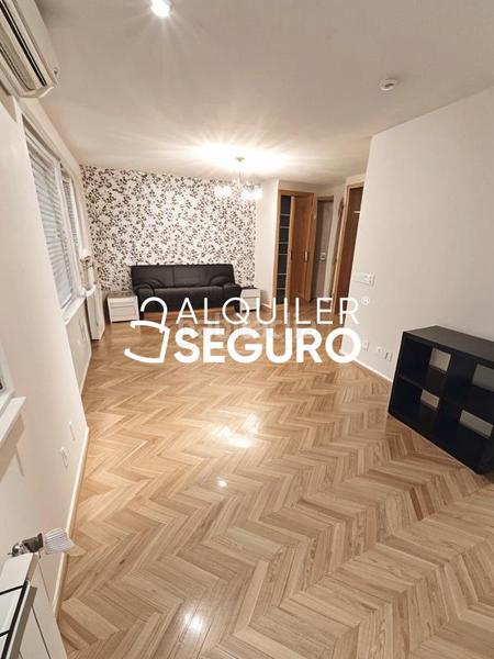 Foto b6468347-8395-4702-b841-4cab53f6210b. Affitto chalet con riscaldamento parcheggio in Loeches