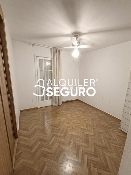 Foto 5be61119-e75b-40c8-a127-49e3024ce815. Alquiler chalet  c maria moliner en Loeches