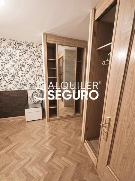 Foto d8305148-feb6-4c87-b99f-15daa5bb44ec. Alquiler chalet  c maria moliner en Loeches