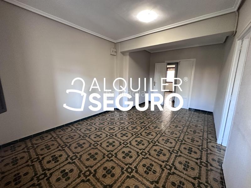 Foto effb63ba-0f9a-465b-a992-9a81cc2beabc. Alquiler piso  c san pancracio en Marxalenes Valencia