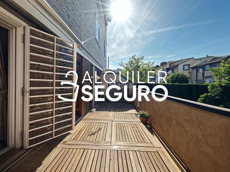 Foto 91bd159b-c8e4-4b4b-8d1d-b5a7a305bac5. Alquiler piso  c pablo picasso en Golf-El Carralero Majadahonda