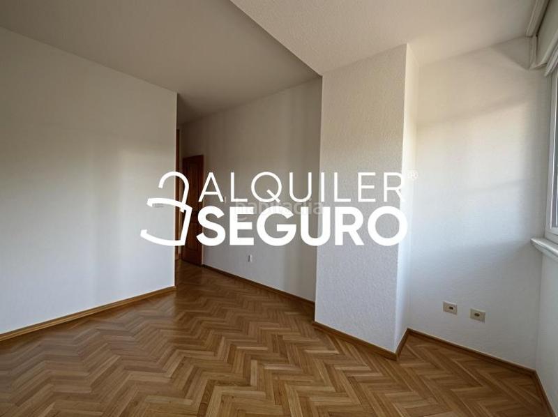 Foto 83799dbd-5e0b-4edb-abca-b805ca76a517. Rent flat with heating parking pool in Golf-El Carralero Majadahonda