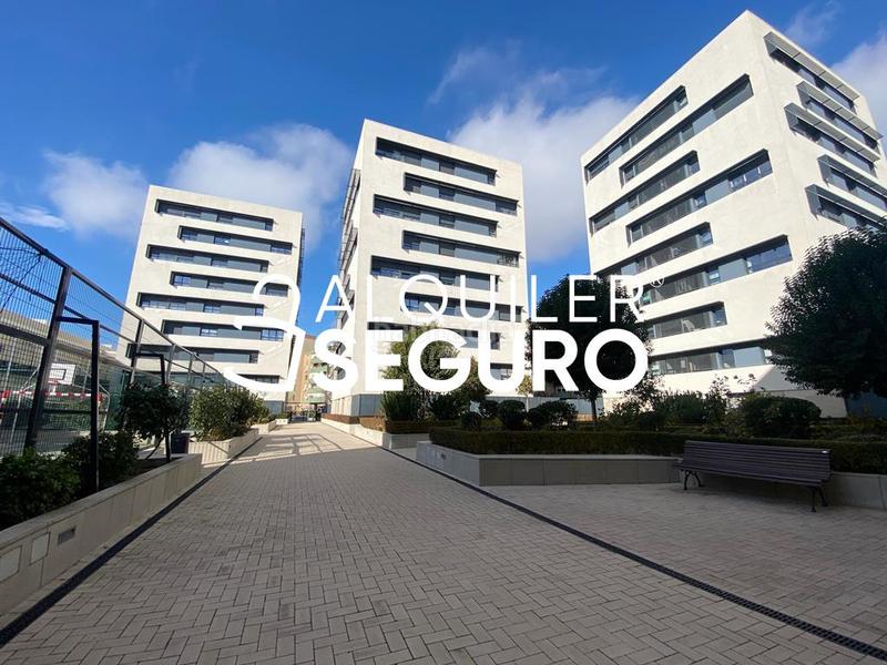 Foto 7390b48b-c95e-43aa-8eed-6ac0960b2eec. Location appartement avec chauffage parking piscine dans Madrid