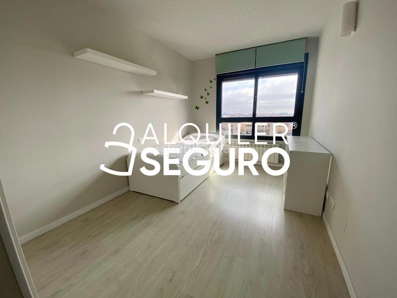 Foto 9fa1013a-27f4-4c2f-91b4-994b1cc0fe14. Location appartement avec chauffage parking piscine dans Madrid