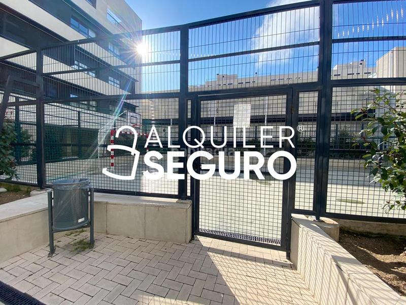 Foto 55f3d3f7-9ddc-4f16-a14b-1324a612ef65. Rent flat with heating parking pool in Ensanche de Vallecas-La Gavia Madrid