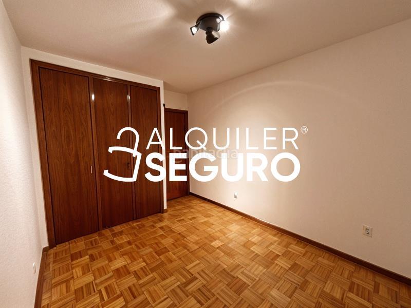 Foto 83d667b5-1ff9-42f6-b960-296724c341e6. Location appartement avec chauffage parking dans Numancia Madrid