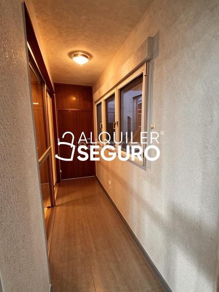 Foto d3bf870e-78f4-448c-901f-b317595f5fff. Location appartement avec chauffage parking dans Numancia Madrid