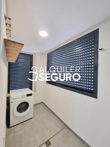 Foto 1c6715f6-ee5f-4027-b27f-f5ca3f88eb66. Rent chalet with heating parking in El Bosque Villaviciosa de Odón