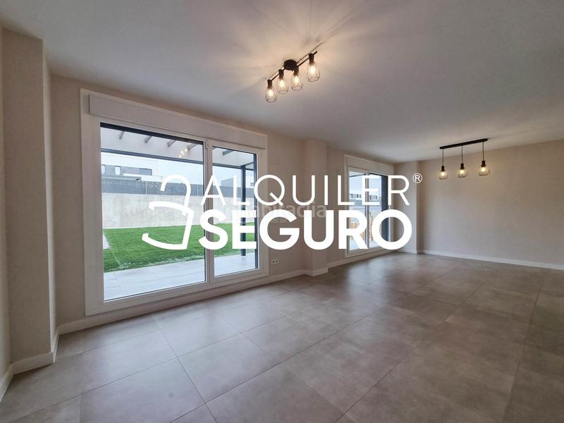 Foto c5118f17-d6db-448c-833b-f0d22eea7f5c. Rent chalet with heating parking in El Bosque Villaviciosa de Odón