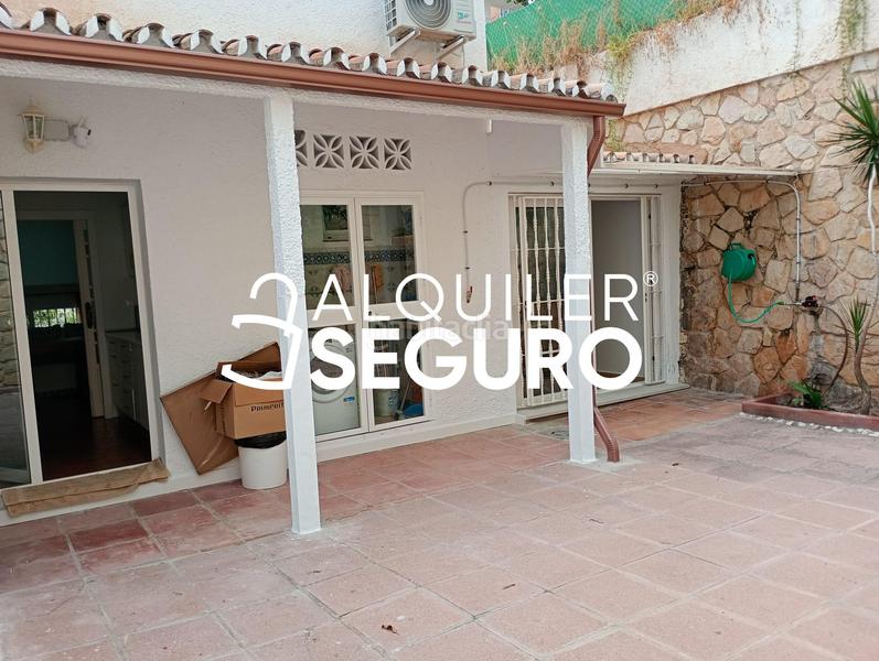 Foto 17621a8b-9e34-4c38-8417-194a4a215ebd. Rent chalet with heating parking in La Cala del Moral Rincón de la Victoria