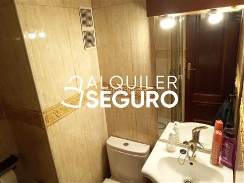 Foto e1661737-8288-45a8-8835-d81c4fa14b45. Affitto appartamento con riscaldamento in El Pilar Vitoria - Gasteiz