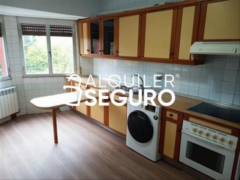 Foto 2d147ad1-554f-43cc-9cb9-6ca67045bf4c. Miete etagenwohnung mit heizung in El Pilar Vitoria - Gasteiz