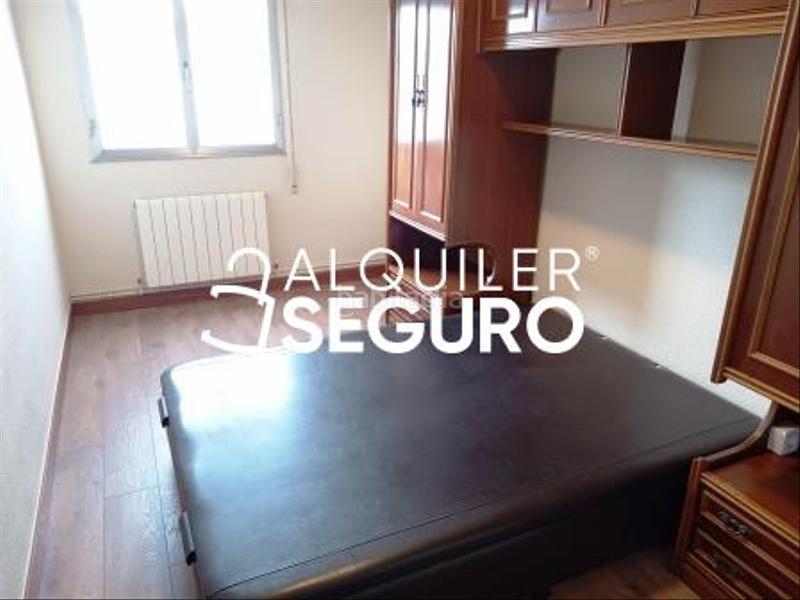 Foto 7d8e2df2-a5d6-4900-b9ca-00ead19d9b37. Miete etagenwohnung mit heizung in El Pilar Vitoria - Gasteiz