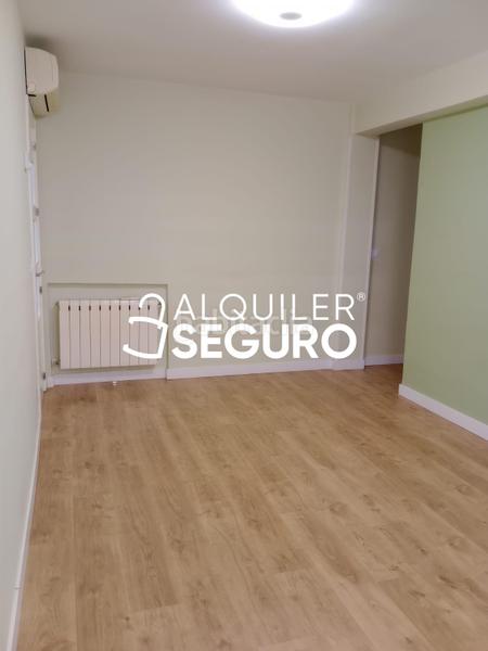 Foto b9096a93-312e-4bf5-9f9a-f17b6f1e8db8. Rent flat with heating in Concepción Madrid