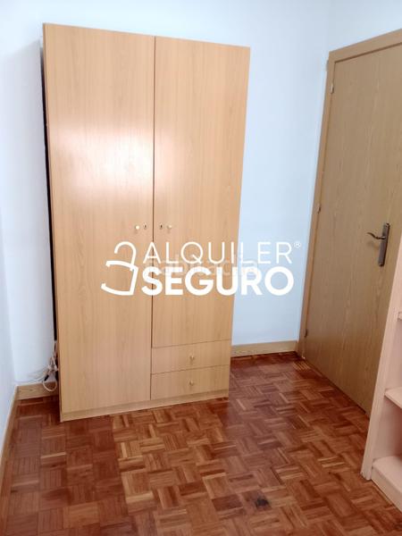 Foto 88c32e5e-52e9-46d9-b4dc-938498ec590b. Alquiler piso  c de astorga en Ventas Madrid
