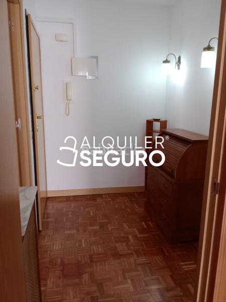 Foto 92cdbcac-ee05-4715-a75f-fe4669b8f653. Miete etagenwohnung mit heizung in Ventas Madrid