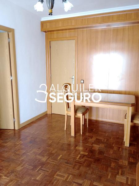 Foto 4b14e1e6-a221-475d-b2ac-455e41aa4f95. Rent flat with heating in Ventas Madrid
