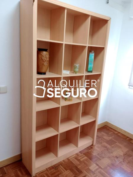 Foto 5abc38c1-c65b-4e41-8d22-06577012ed20. Rent flat with heating in Ventas Madrid