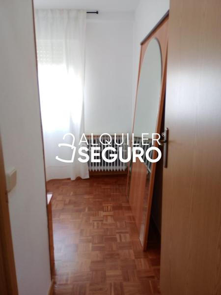 Foto ff952aaf-36b1-4975-837d-437f931d3481. Rent flat with heating in Ventas Madrid