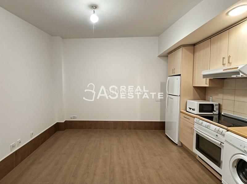 Foto 2e20bc5e-e500-4e0e-8a23-0c1947bb1fcd. Piso  ejos en Pradolongo Madrid