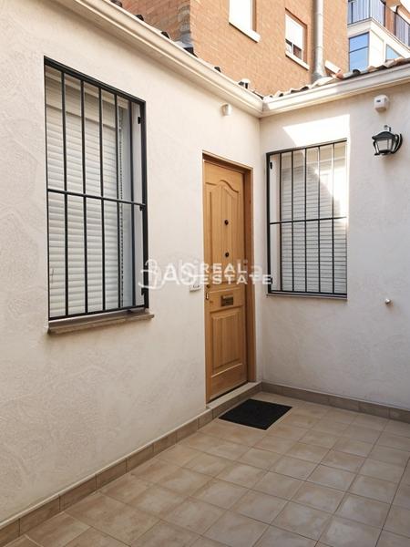 Foto 6d256d10-71dc-45a3-a158-0d123d6d5b74. Piso  ejos en Pradolongo Madrid