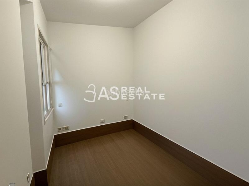 Foto 86bd61e0-5958-4a85-b15f-befc07c8b505. Piso  ejos en Pradolongo Madrid