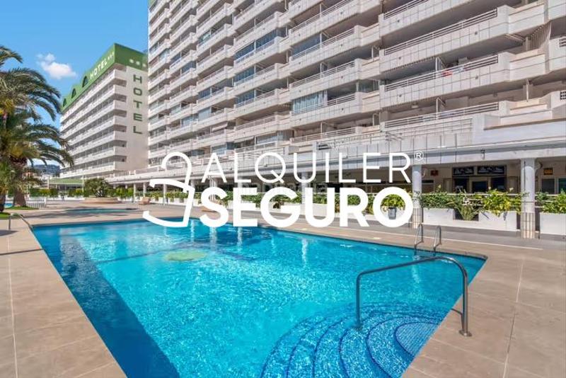 Foto 737459bf-58e9-490c-932a-94a5fd0b856f. Alquiler piso  c ponent en Zona Levante - Playa Fossa Calp