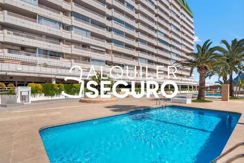 Foto a4c5dbea-e6fa-4e93-8eb2-05a8ad2f025b. Location appartement avec chauffage parking piscine dans Calp